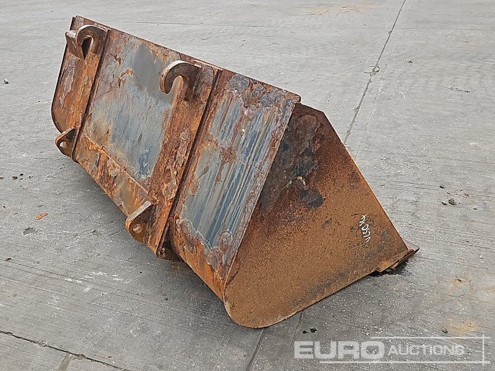 90" Loading Bucket to suit Telehandler - Godet: photos 5 90" Loading Bucket to suit Telehandler - Godet: photos 5