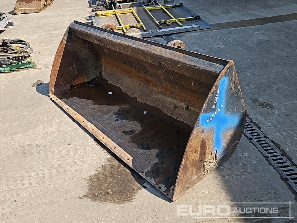 90" Loading Bucket to suit Telehandler - Godet: photos 1 90" Loading Bucket to suit Telehandler - Godet: photos 1