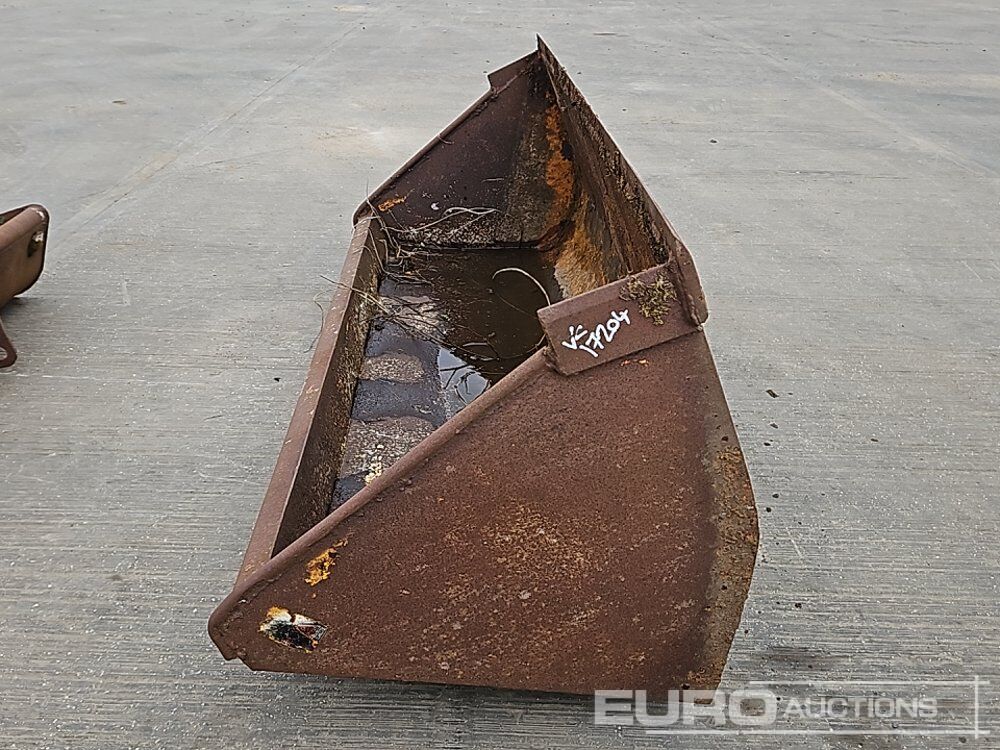 94" Loading Bucket to suit Telehandler - Godet: photos 2 94" Loading Bucket to suit Telehandler - Godet: photos 2