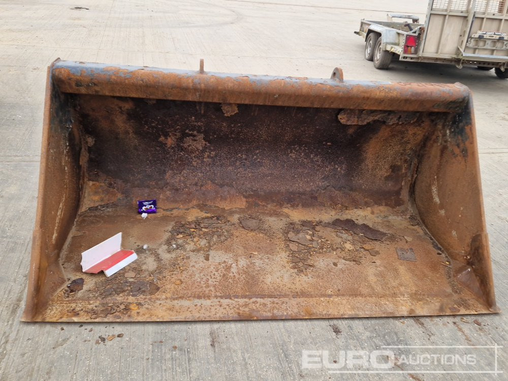 Godet 94" Loading Bucket to suit Telehandler: photos 8