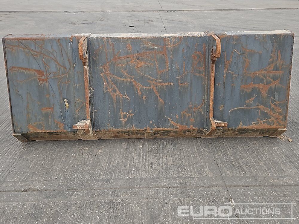 96" Loading Bucket to suit Telehandler - Godet: photos 4 96" Loading Bucket to suit Telehandler - Godet: photos 4