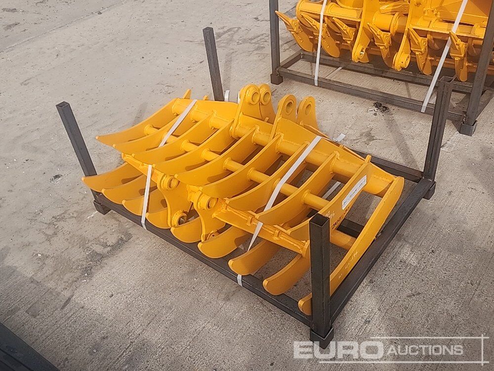 Unused GIYI 45" CAT 307 Dense-Teeth Rake, 38" Rake, 38" Rake (3 of) - Accessoire pour Pelle: photos 1 Unused GIYI 45" CAT 307 Dense-Teeth Rake, 38" Rake, 38" Rake (3 of) - Accessoire pour Pelle: photos 1