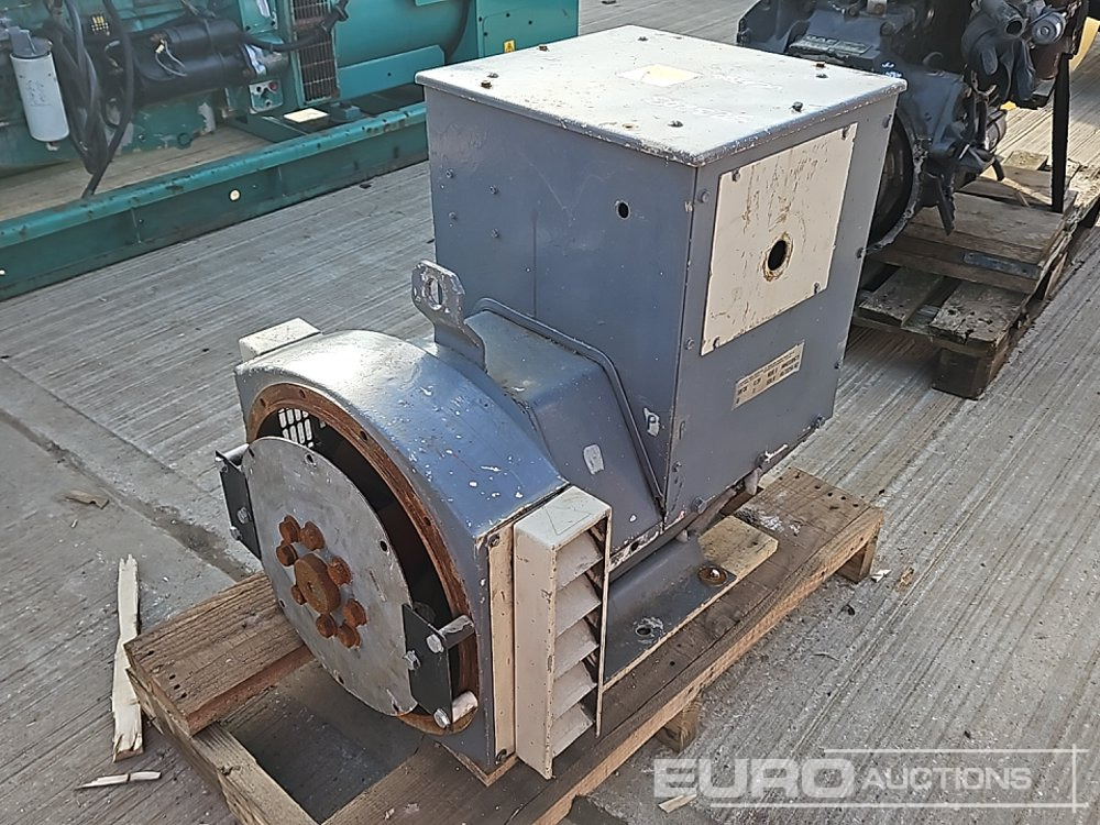 Alternator - Groupe électrogène: photos 1 Alternator - Groupe électrogène: photos 1