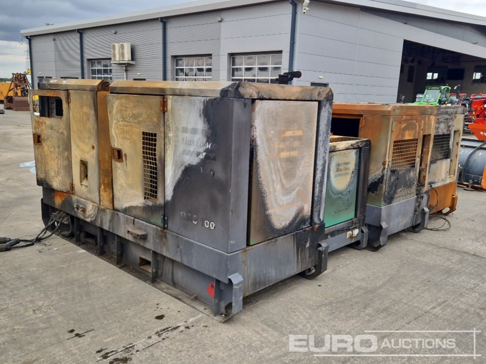 Atlas Copco QAS100 Generator, 4 Cylinder Engine, QAS60 ST3 60kVA Generator, 4 Cylinder Engine (2 of), QAS40 Generator, 4 Cylinder Engine (Fire Damage) - Groupe électrogène: photos 1 Atlas Copco QAS100 Generator, 4 Cylinder Engine, QAS60 ST3 60kVA Generator, 4 Cylinder Engine (2 of), QAS40 Generator, 4 Cylinder Engine (Fire Damage) - Groupe électrogène: photos 1