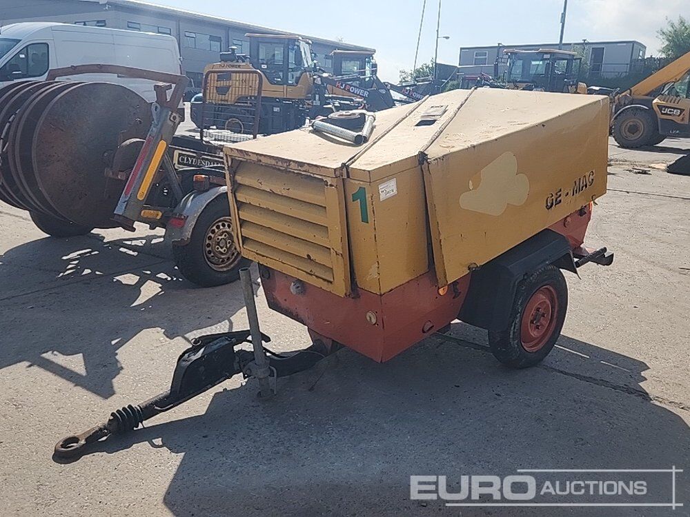Atlas Copco Single Axle Diesel Compressor, Deutz Engine - Compresseur d'air: photos 1 Atlas Copco Single Axle Diesel Compressor, Deutz Engine - Compresseur d'air: photos 1