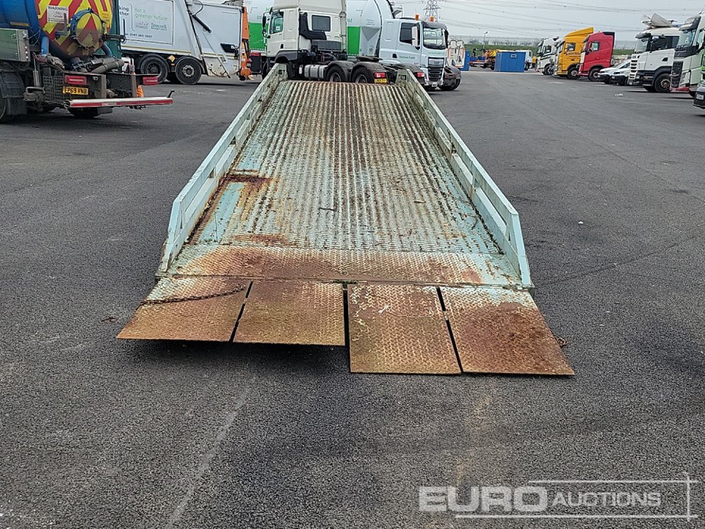 2002 ThorWorld 7ft Loading Ramp - Autre matériel: photos 5 2002 ThorWorld 7ft Loading Ramp - Autre matériel: photos 5