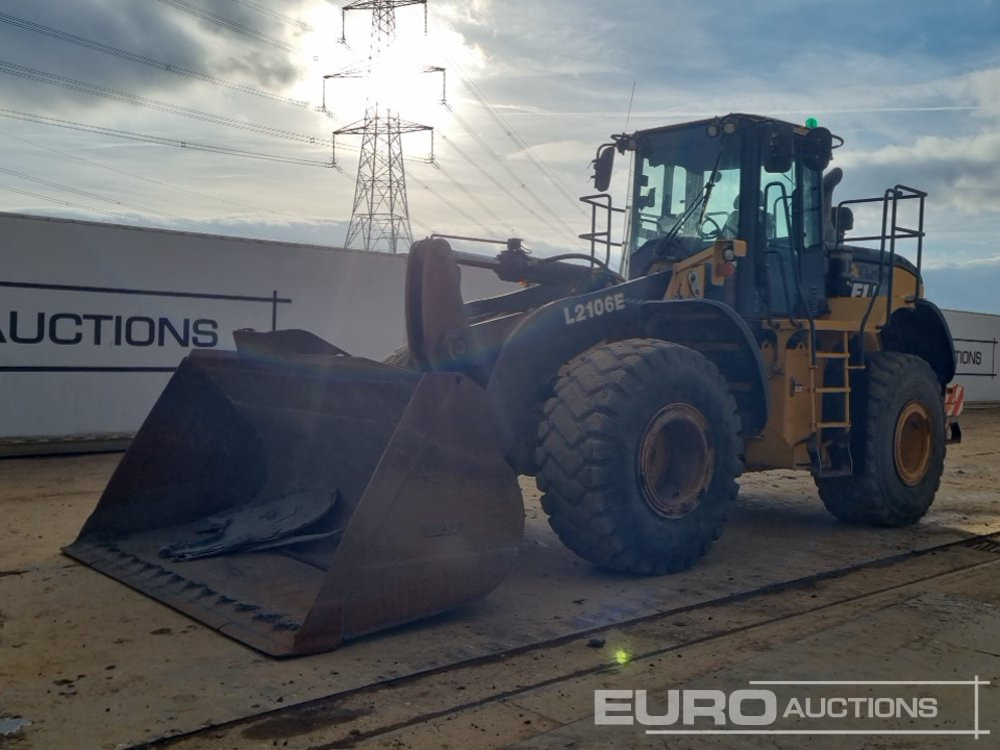 Bell L2106E - Chargeuse sur pneus: photos 1 Bell L2106E - Chargeuse sur pneus: photos 1