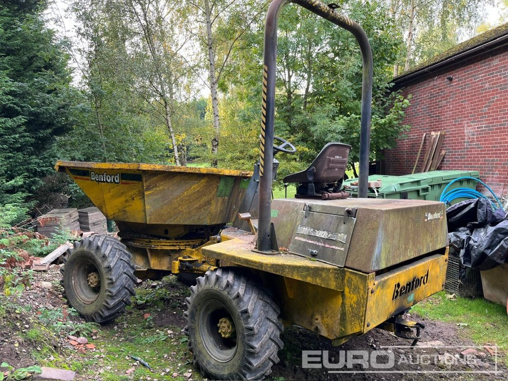 Benford 3 Ton Swivel Skip Dumper, Roll Bar - Mini tombereau: photos 4 Benford 3 Ton Swivel Skip Dumper, Roll Bar - Mini tombereau: photos 4