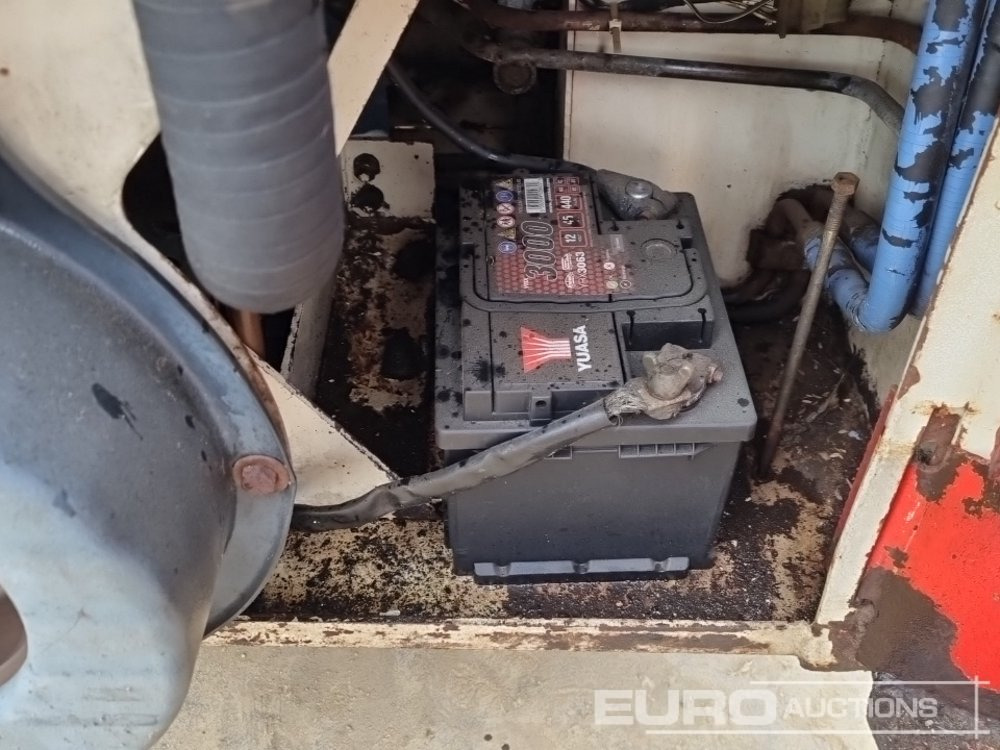 Mini chargeuse Bobcat 533: photos 30