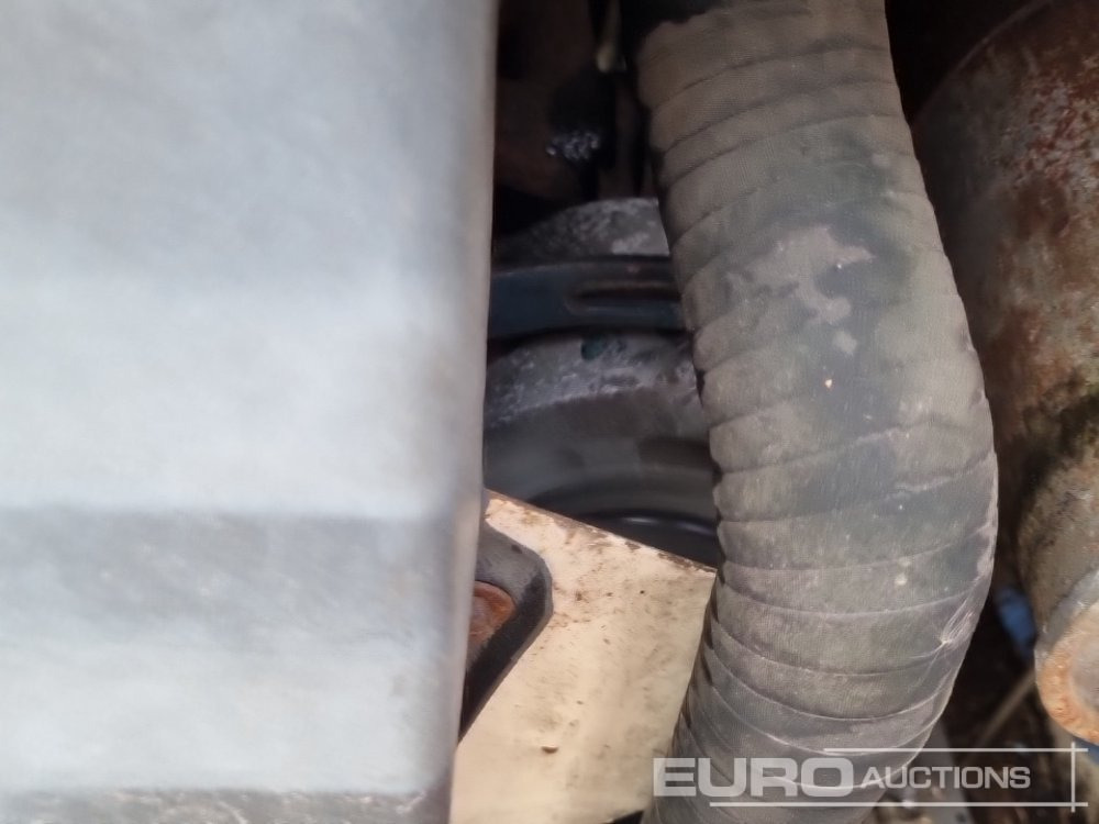 Mini chargeuse Bobcat 533: photos 31