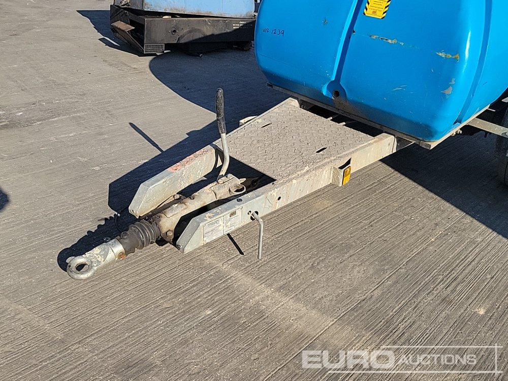 Cuve de stockage Bowser Supply Single Axle Plastic Water Bowser: photos 11