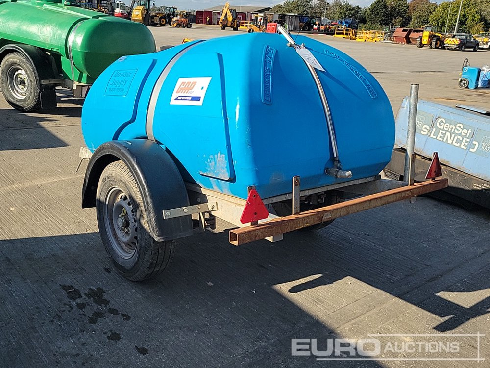 Bowser Supply Single Axle Plastic Water Bowser - Cuve de stockage: photos 3 Bowser Supply Single Axle Plastic Water Bowser - Cuve de stockage: photos 3