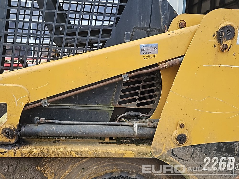 Mini chargeuse CAT 226B3: photos 21