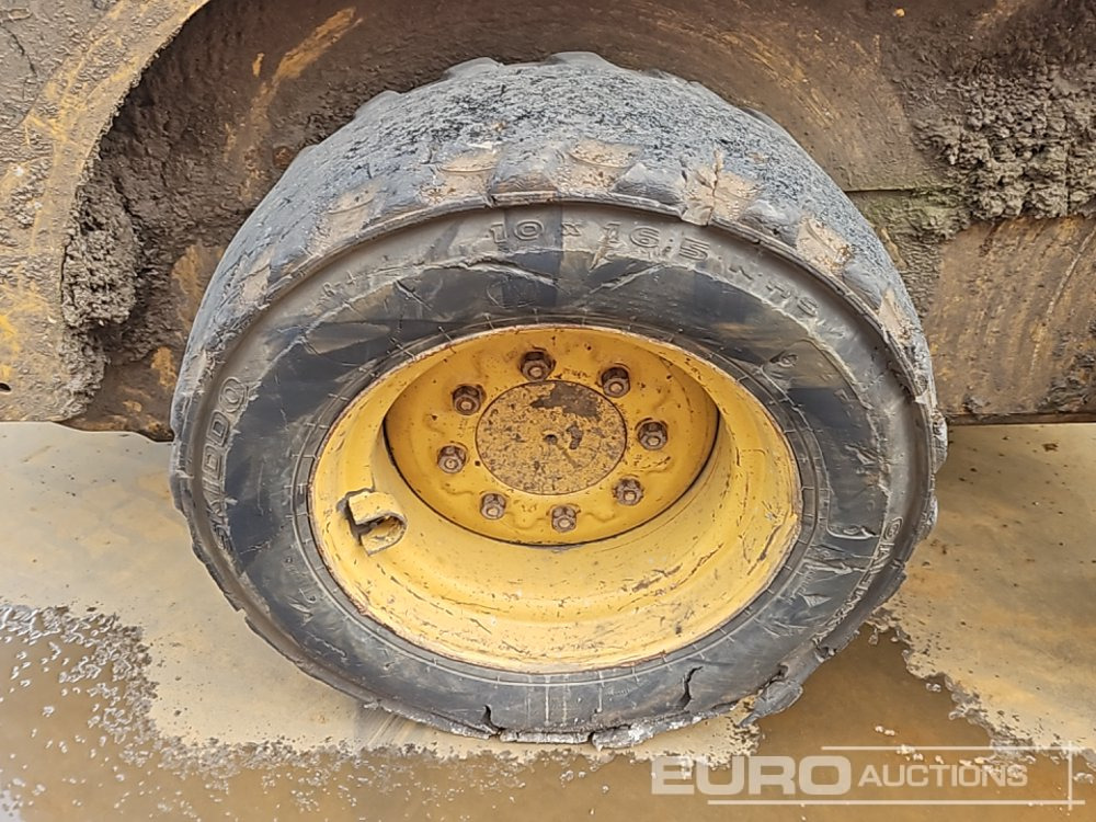 Mini chargeuse CAT 226B3: photos 11