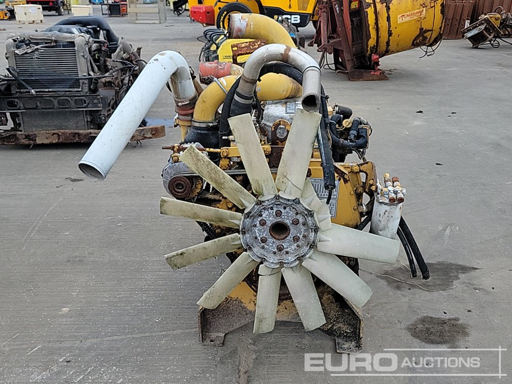 Moteur CAT 3 Cylinder Engine, Pump: photos 8