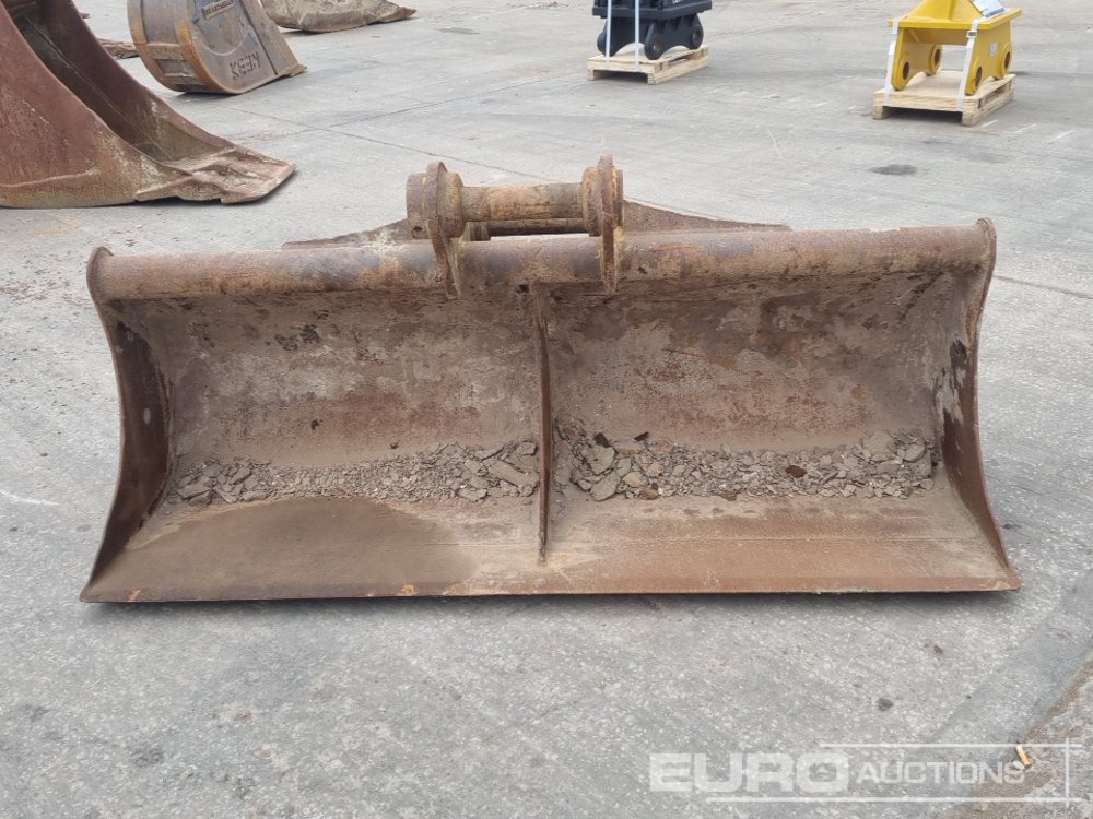 Godet CAT 72" Ditching Bucket 65mm Pin to suit 13 Ton Excavator: photos 8