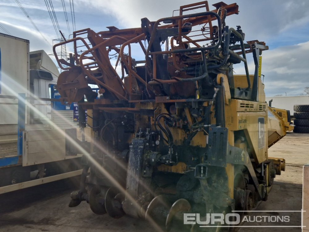 CAT AP555F - Finisseur: photos 4 CAT AP555F - Finisseur: photos 4