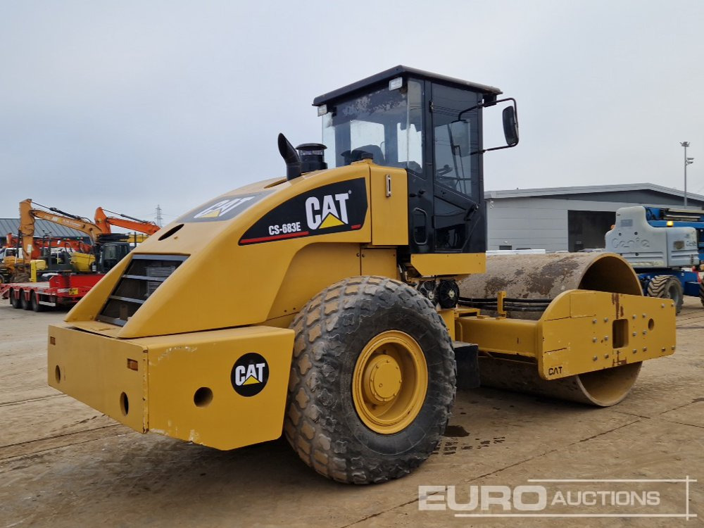 CAT CS683E - Compacteur: photos 5 CAT CS683E - Compacteur: photos 5