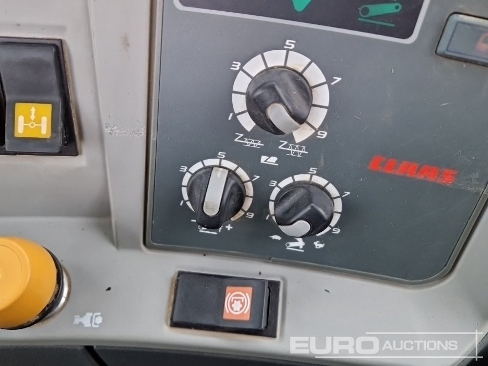 Tracteur agricole Claas 630: photos 39