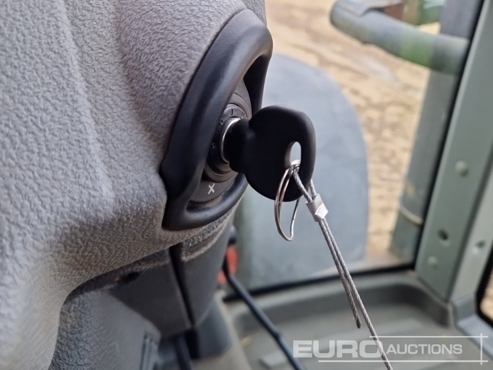 Tracteur agricole Claas 630: photos 33