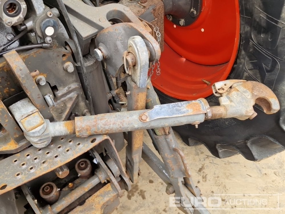 Tracteur agricole Claas 630: photos 25