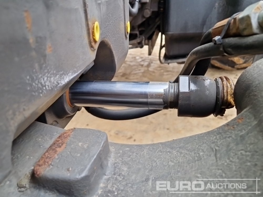 Tracteur agricole Claas 630: photos 21