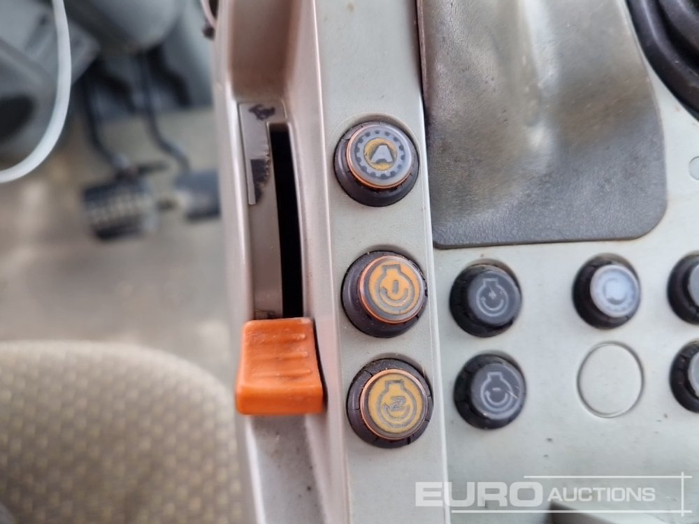 Tracteur agricole Claas 630: photos 42