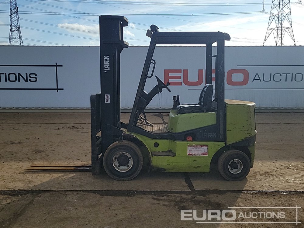 Clark CDP25 - Chariot élévateur: photos 2 Clark CDP25 - Chariot élévateur: photos 2