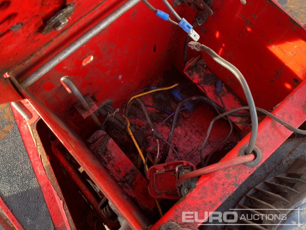 Motofaucheuse Countax 30: photos 24