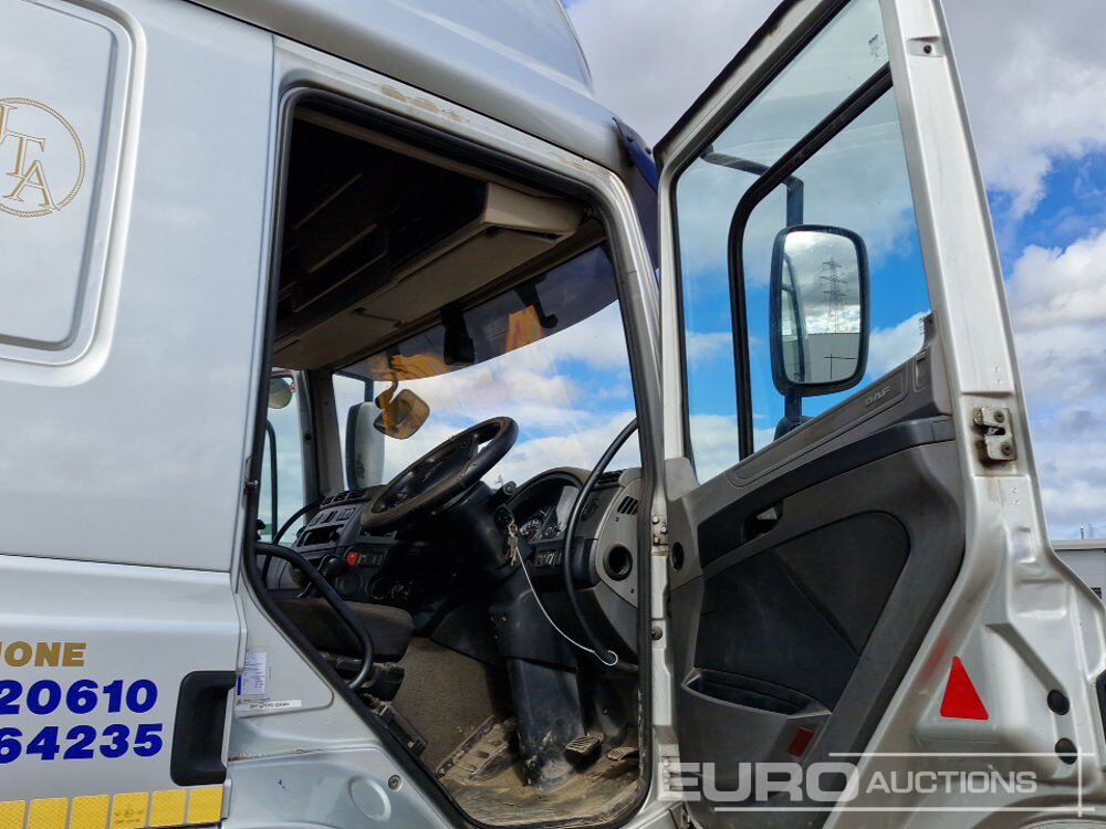 Camion plateau DAF CF: photos 34 Camion plateau DAF CF: photos 34
