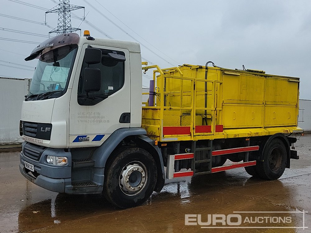 DAF LF55.220 - Camion plateau: photos 1 DAF LF55.220 - Camion plateau: photos 1