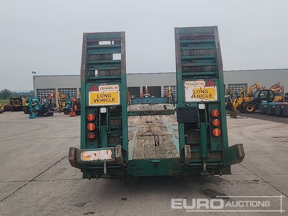 Dennison Tri Axle Step Frame Low Loader Trailer, Hydraulic Ramps, Neck Ramps - Remorque porte-engin surbaissée: photos 4 Dennison Tri Axle Step Frame Low Loader Trailer, Hydraulic Ramps, Neck Ramps - Remorque porte-engin surbaissée: photos 4
