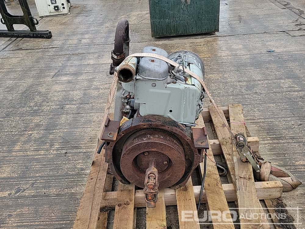 Deutz 2 Cylinder Engine - Moteur: photos 4 Deutz 2 Cylinder Engine - Moteur: photos 4