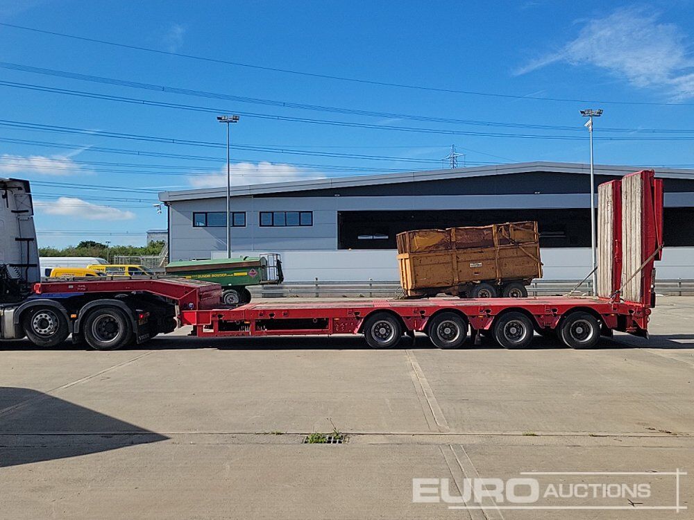 Faymonville 4 Axle Extendable Step Frame Low Loader Trailer, Hydraulic Flip Toe Ramps, Outriggers, Rear Steer - Semi-remorque surbaissé: photos 2 Faymonville 4 Axle Extendable Step Frame Low Loader Trailer, Hydraulic Flip Toe Ramps, Outriggers, Rear Steer - Semi-remorque surbaissé: photos 2