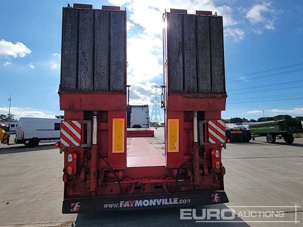 Faymonville 4 Axle Extendable Step Frame Low Loader Trailer, Hydraulic Flip Toe Ramps, Outriggers, Rear Steer - Semi-remorque surbaissé: photos 4 Faymonville 4 Axle Extendable Step Frame Low Loader Trailer, Hydraulic Flip Toe Ramps, Outriggers, Rear Steer - Semi-remorque surbaissé: photos 4