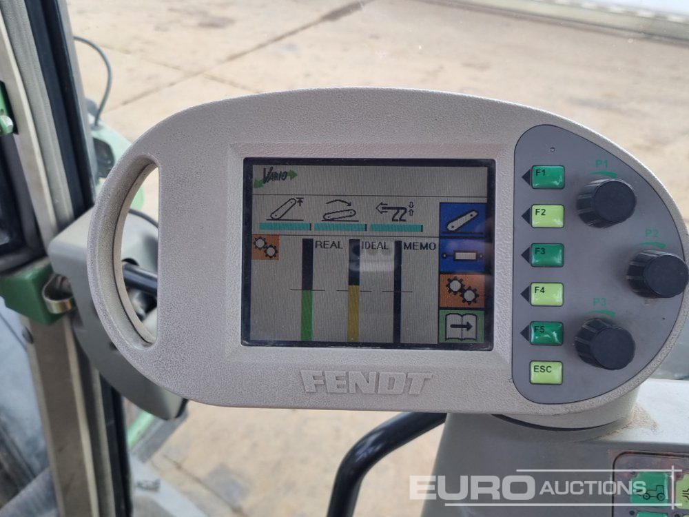 Tracteur agricole Fendt 716: photos 42