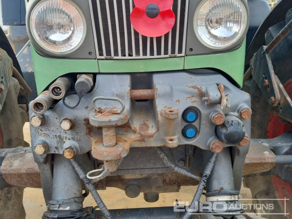 Tracteur agricole Fendt 716: photos 15