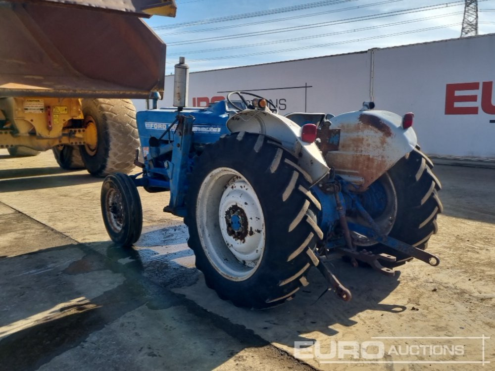 Ford 3000 - Tracteur agricole: photos 3 Ford 3000 - Tracteur agricole: photos 3