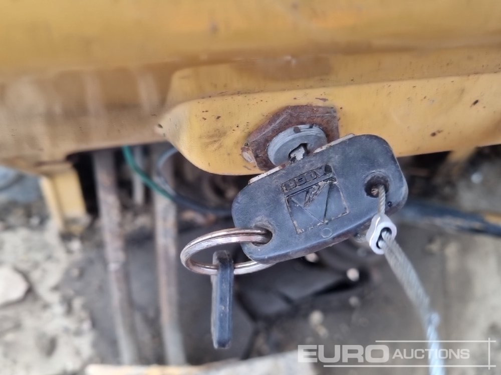 Tractopelle Ford 555: photos 44