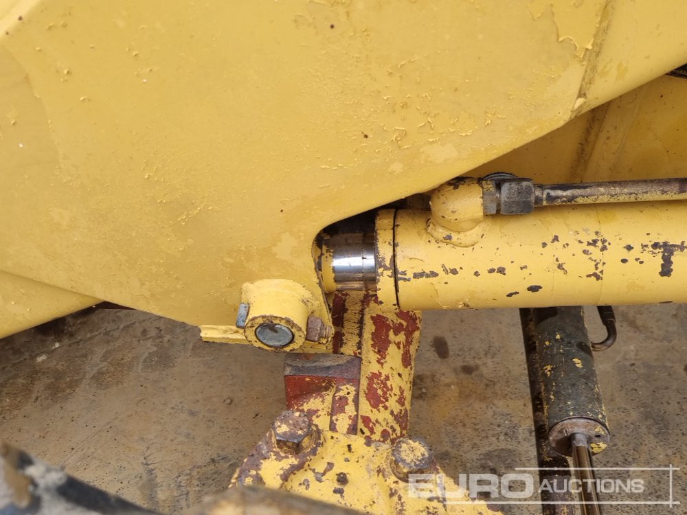 Tractopelle Ford 555: photos 15