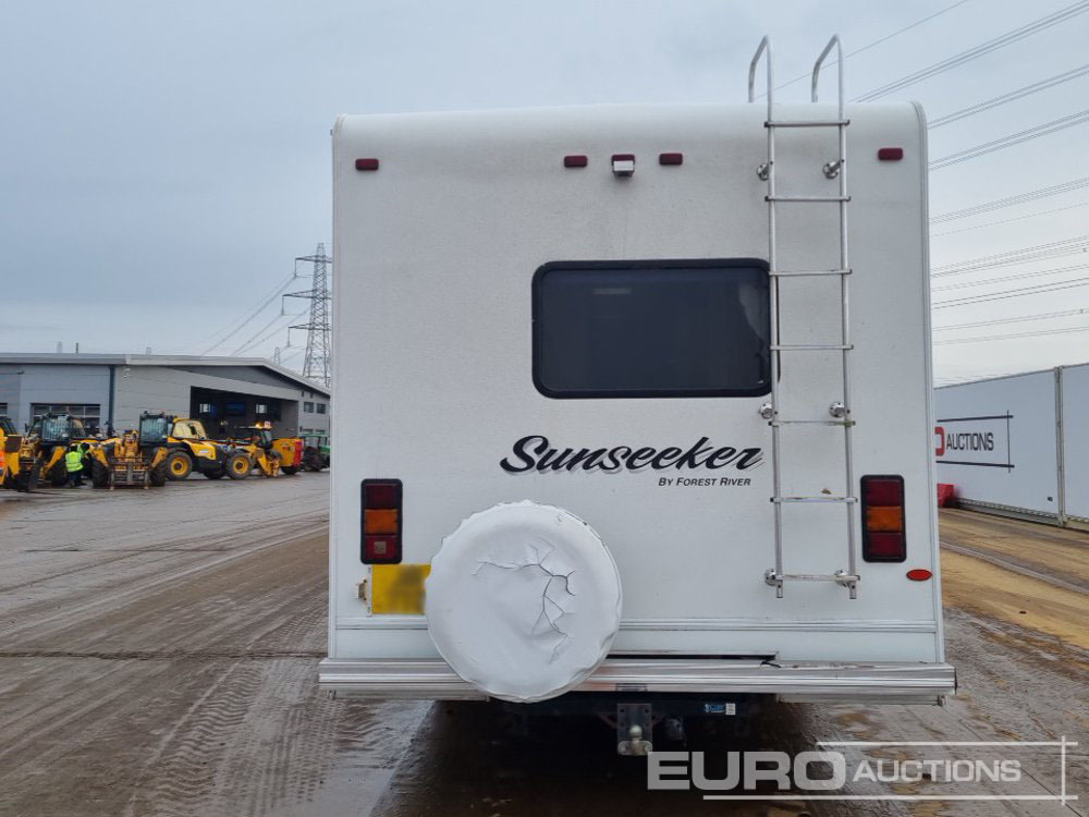 Ford E450 - SUV: photos 3 Ford E450 - SUV: photos 3