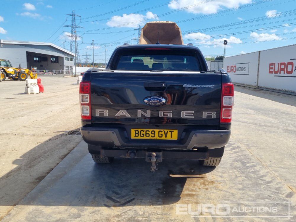 Ford Ranger Wildtrak - Pick-up: photos 4 Ford Ranger Wildtrak - Pick-up: photos 4