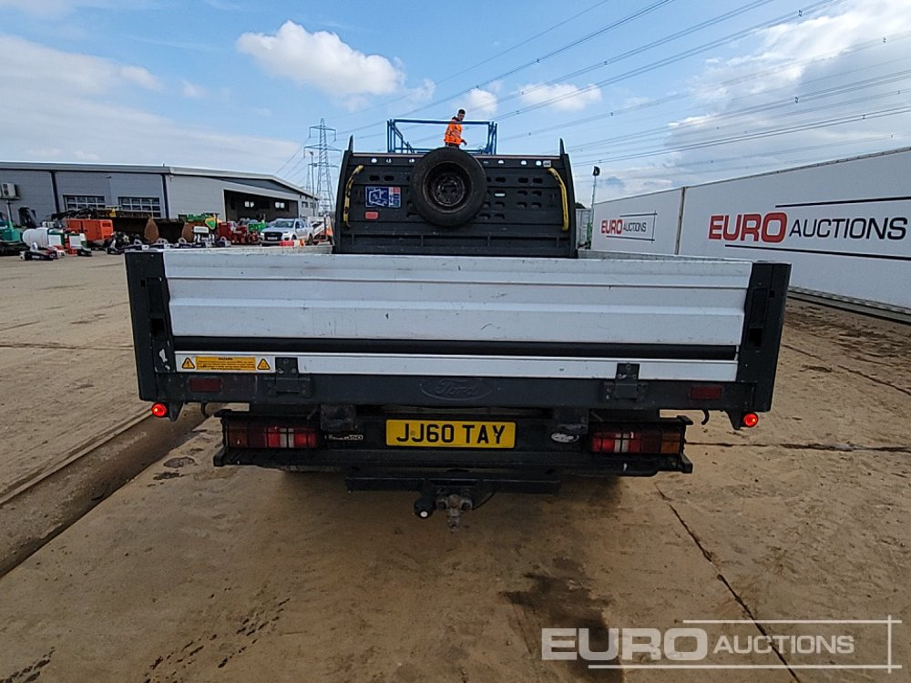 Ford Transit 350 - Utilitaire plateau: photos 4 Ford Transit 350 - Utilitaire plateau: photos 4