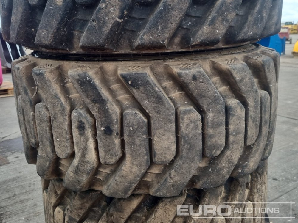 Pneu Galaxy R4 12-16.5 Tyre (4 of): photos 7