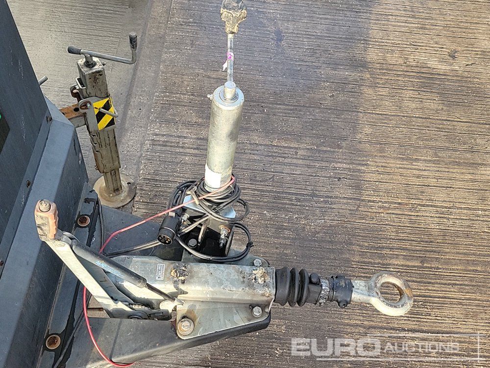 Mat d'éclairage Generac V20: photos 12 Mat d'éclairage Generac V20: photos 12