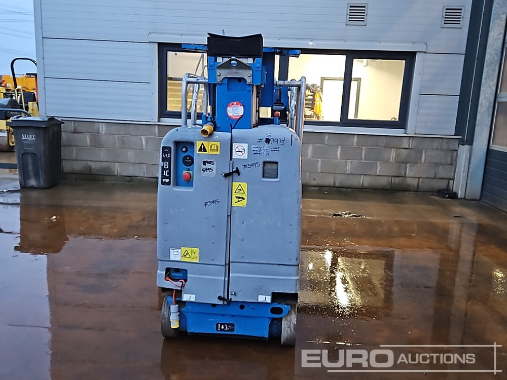 Genie GR-15 - Nacelle à mât vertical: photos 4 Genie GR-15 - Nacelle à mât vertical: photos 4