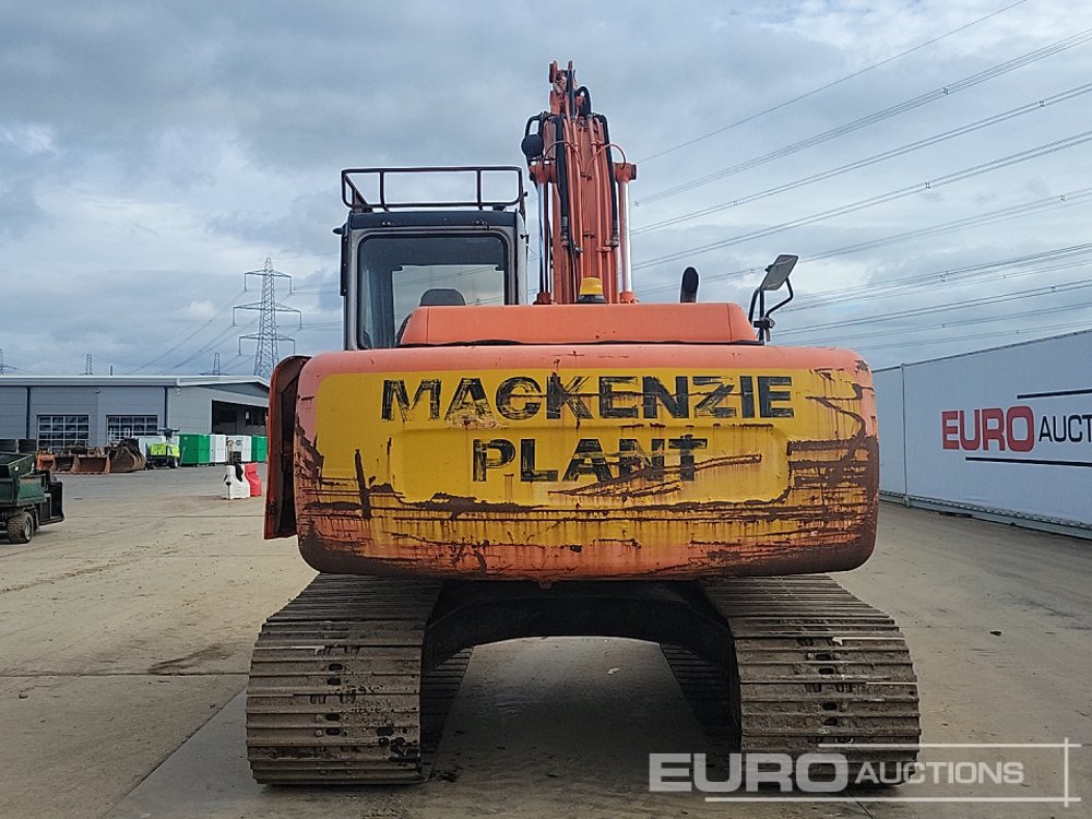 Hitachi EX135 - Pelle sur chenille: photos 4 Hitachi EX135 - Pelle sur chenille: photos 4