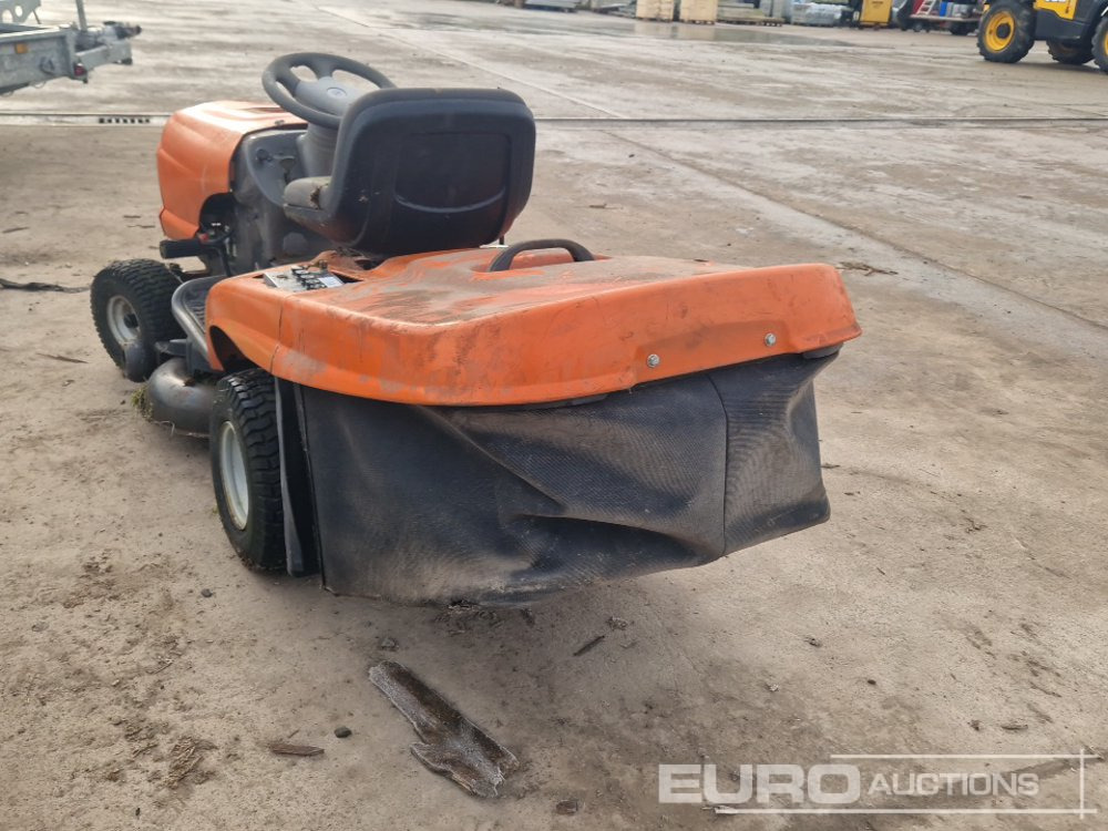 Husqvarna Ride On Lawnmower, - Motofaucheuse: photos 2 Husqvarna Ride On Lawnmower, - Motofaucheuse: photos 2