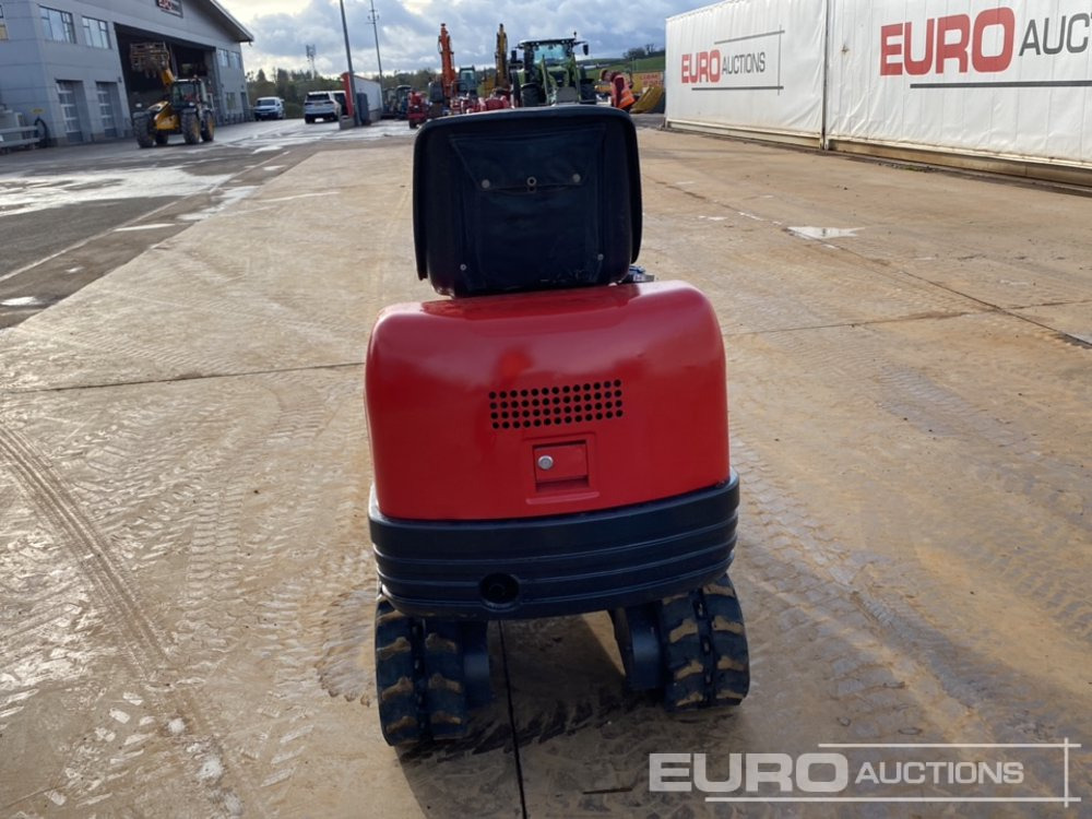 IHI 7J - Mini pelle: photos 4 IHI 7J - Mini pelle: photos 4