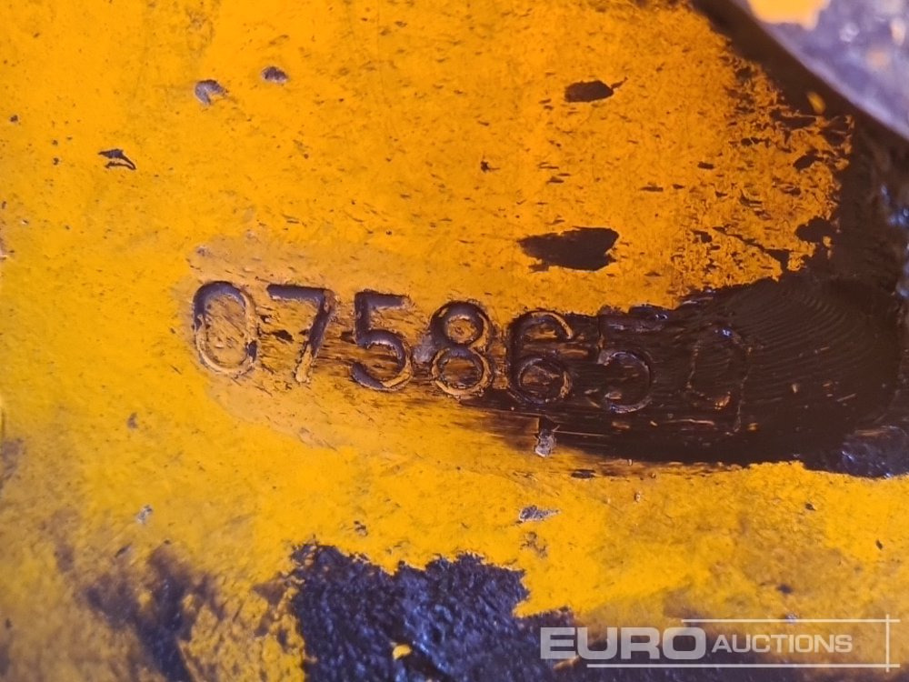 Pelle sur chenille JCB JS130: photos 44